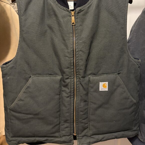 Vintage Carhartt Mens (V32DGR) Vest (2007) in Dark Green - Picture 2 of 7